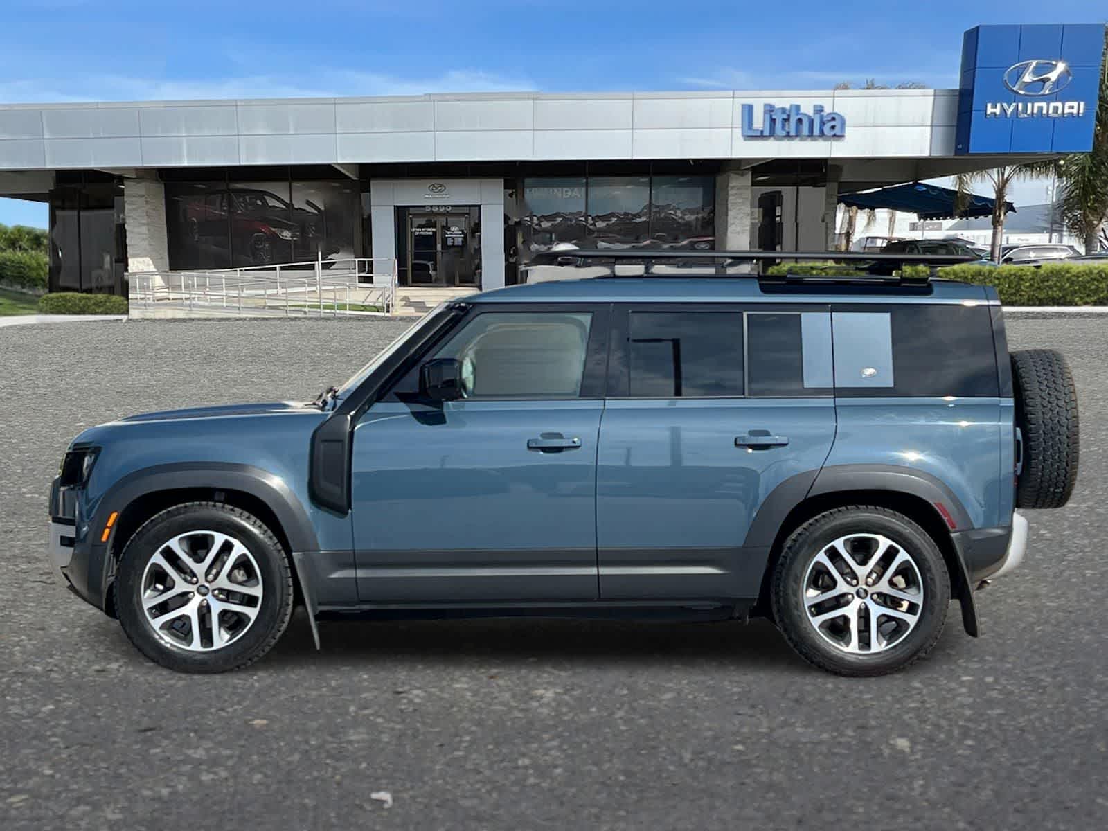 Thumbnail: 2020 Land Rover Defender - 6