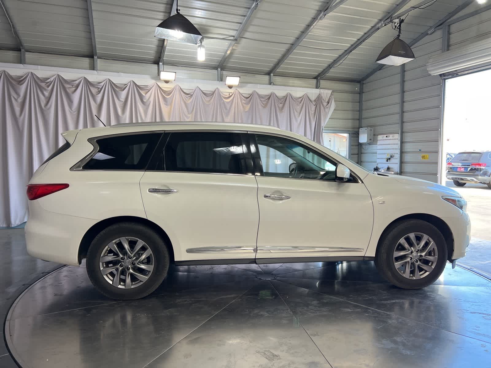 Thumbnail: 2015 INFINITI QX60 - 8