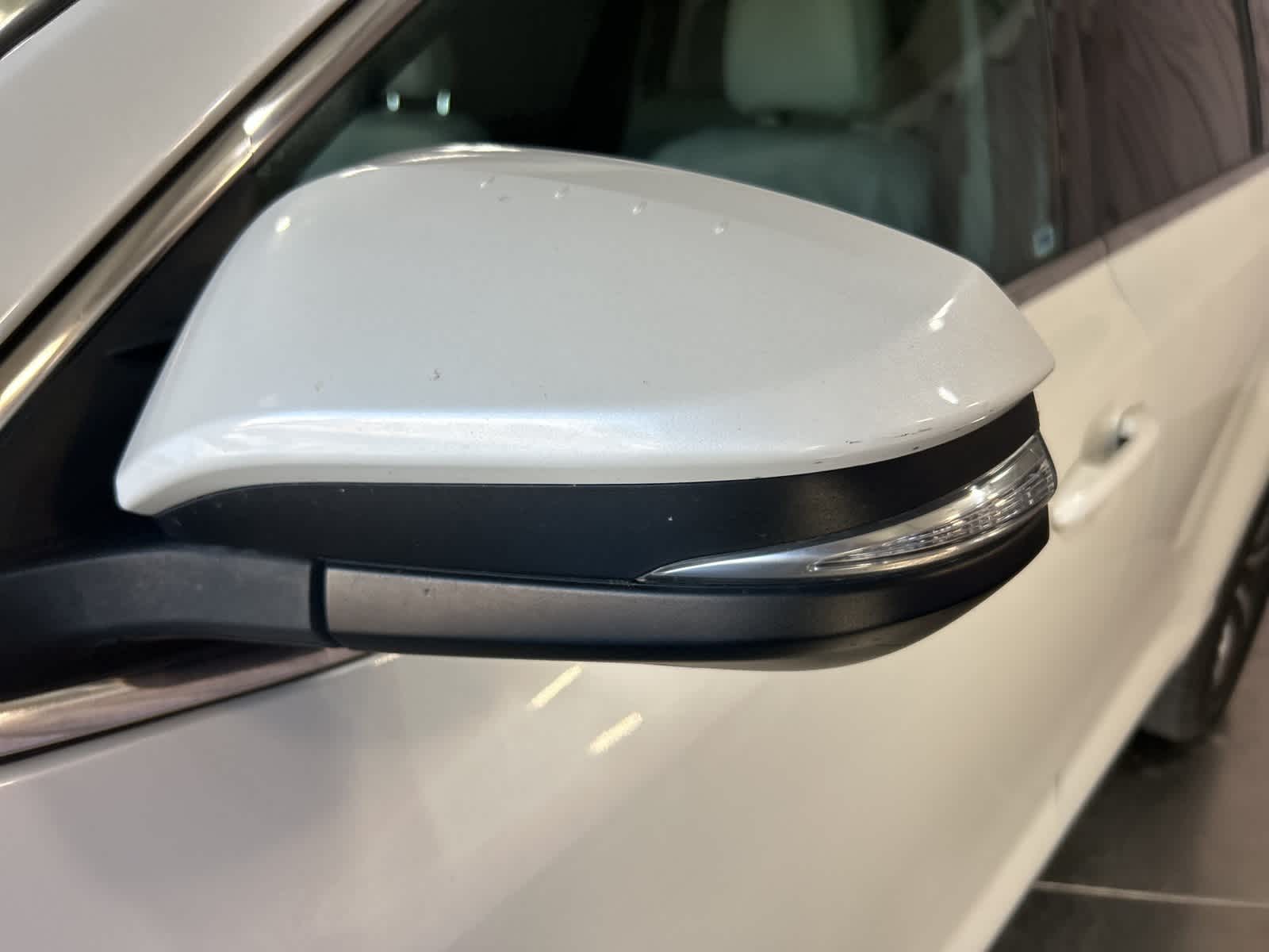 Thumbnail: 2019 Toyota Highlander - 16
