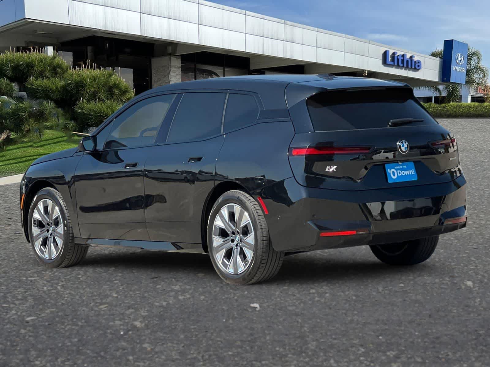 Thumbnail: 2026 BMW iX - 7