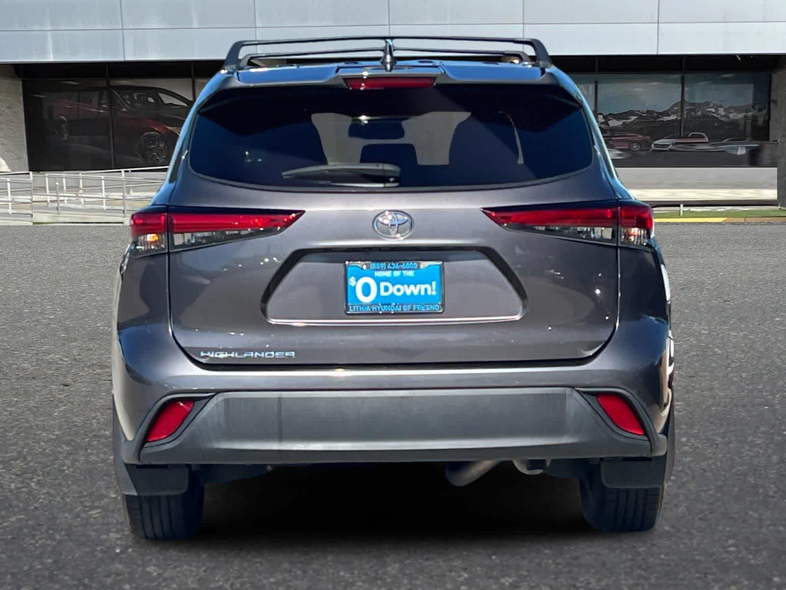 Thumbnail: 2021 Toyota Highlander - 8