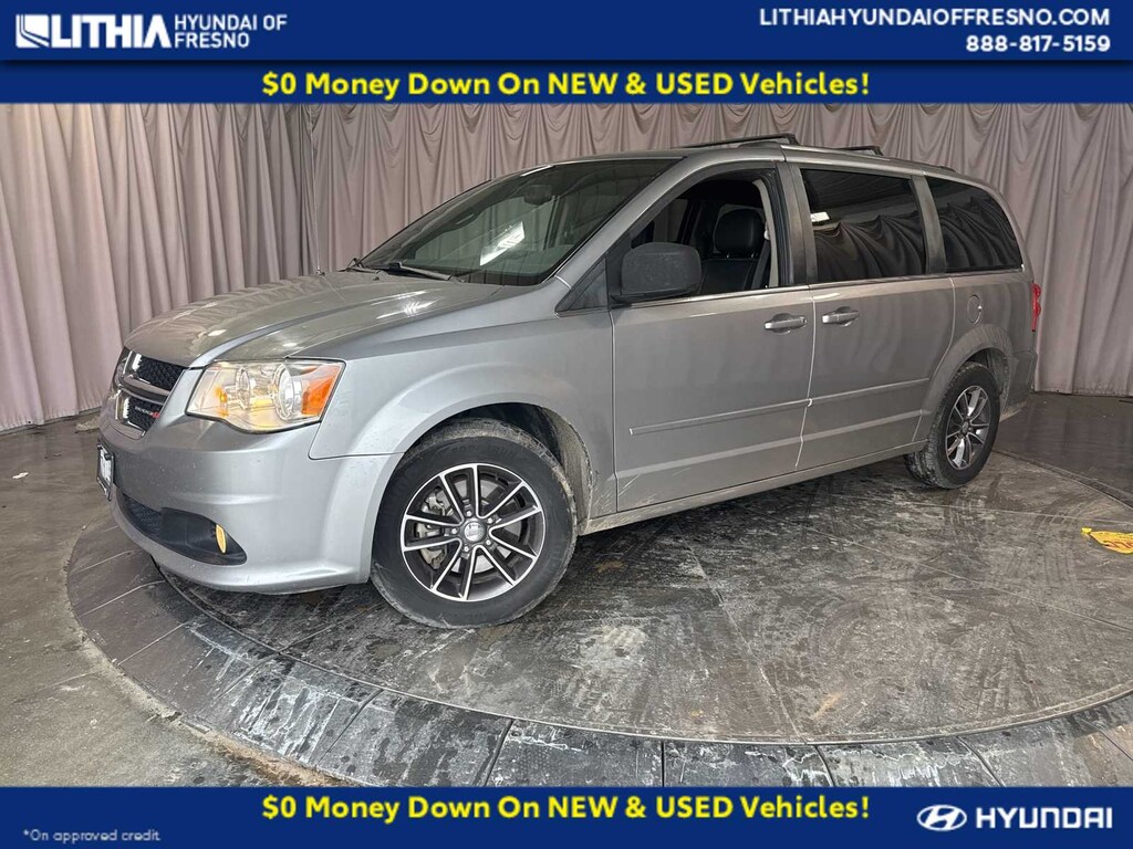 Used 2017 Dodge Grand Caravan SXT Van