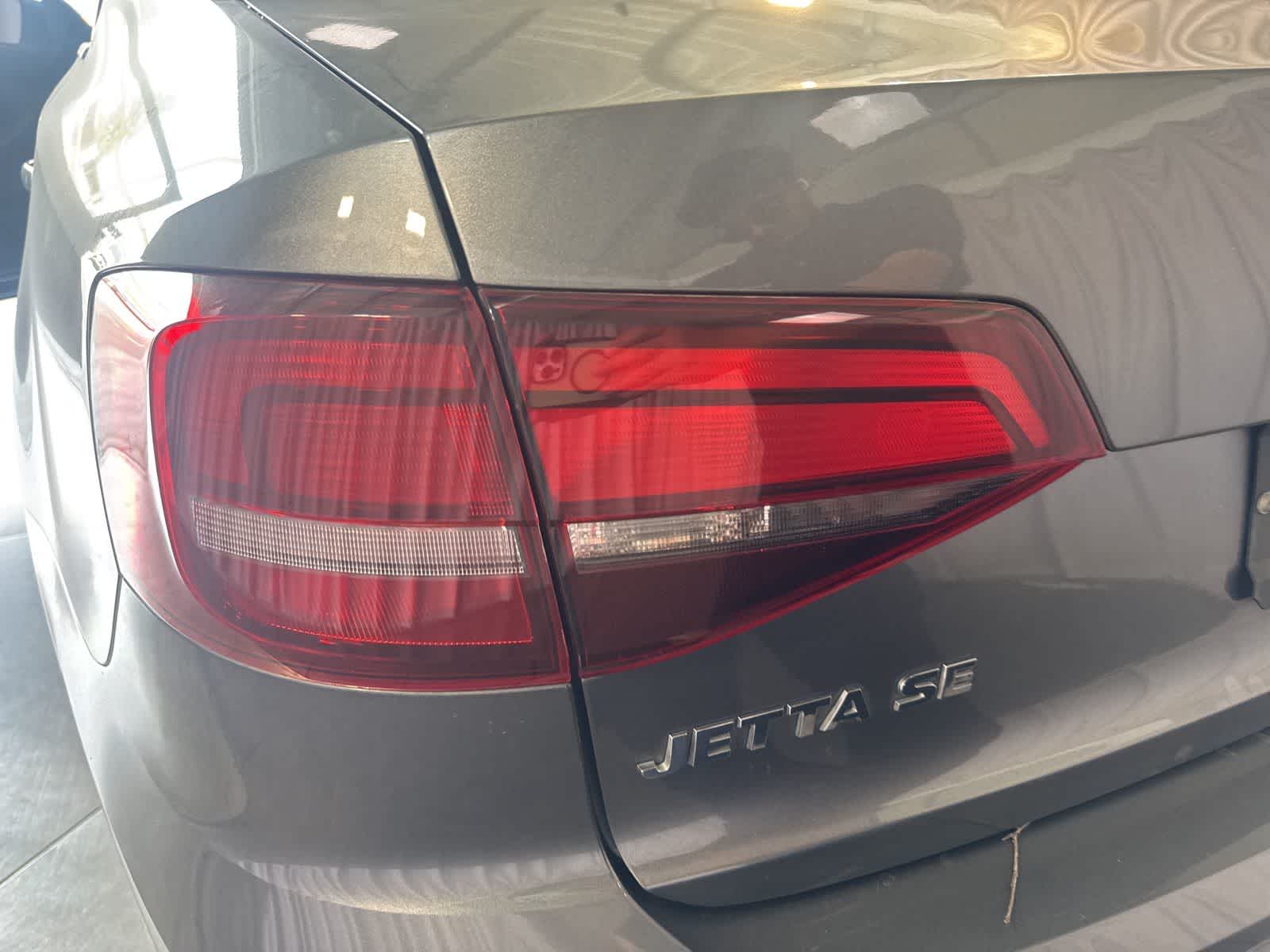 Thumbnail: 2017 Volkswagen Jetta - 11