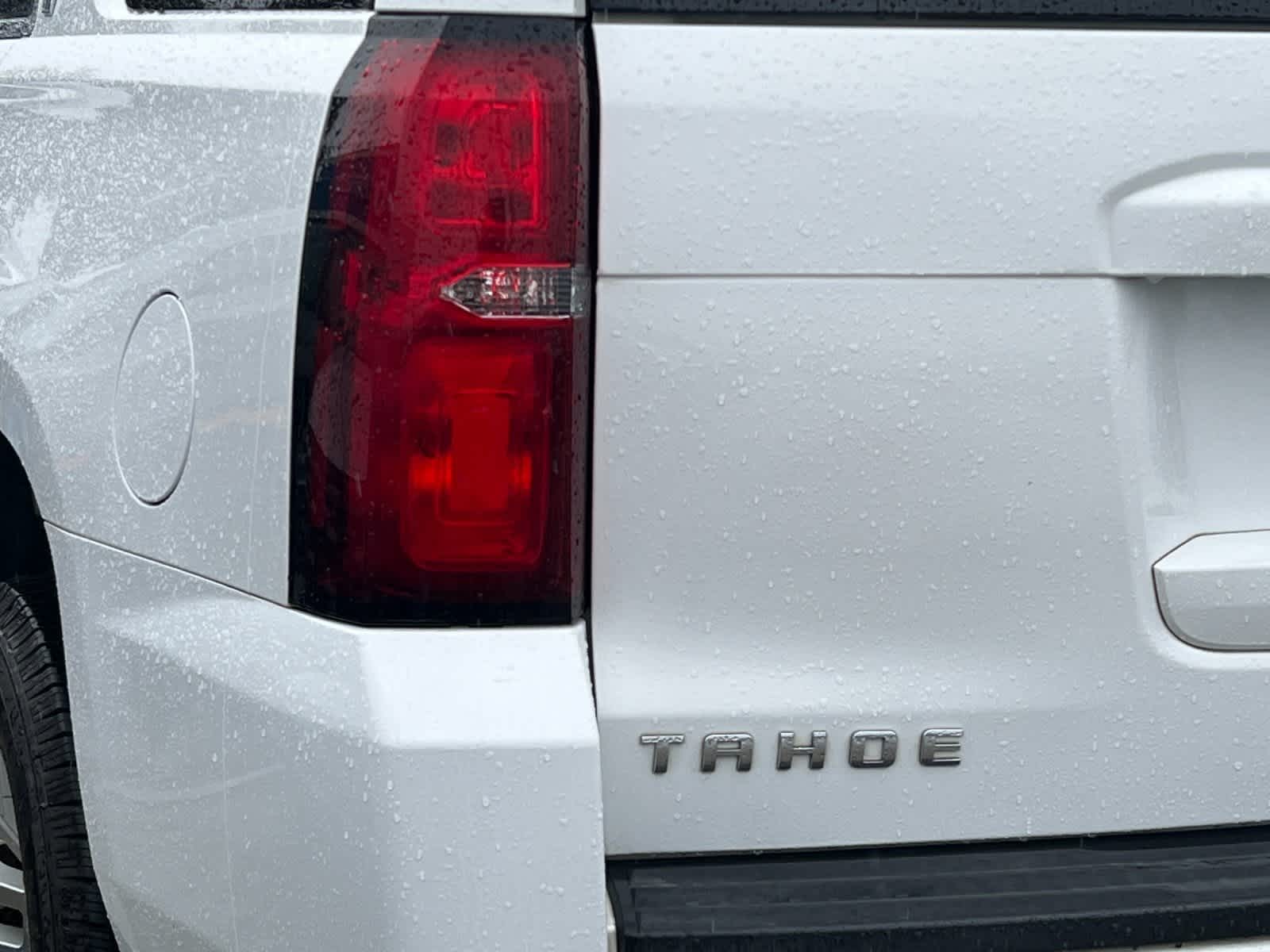 Thumbnail: 2017 Chevrolet Tahoe - 27