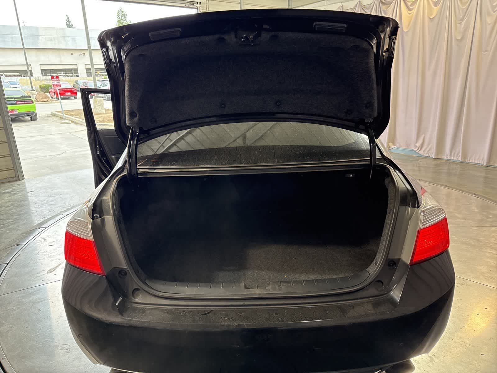 Thumbnail: 2015 Honda Accord - 15