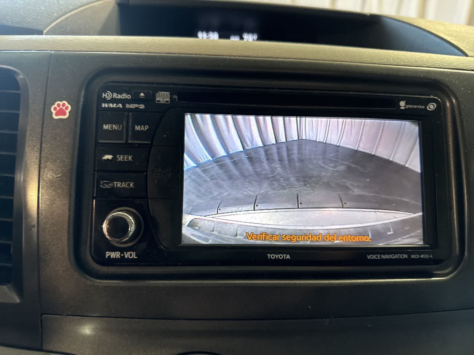 Thumbnail: 2014 Toyota Sienna - 30