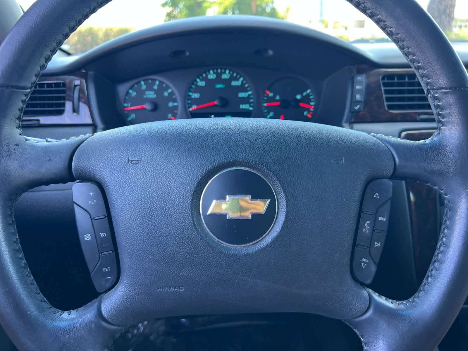 Thumbnail: 2012 Chevrolet Impala - 20