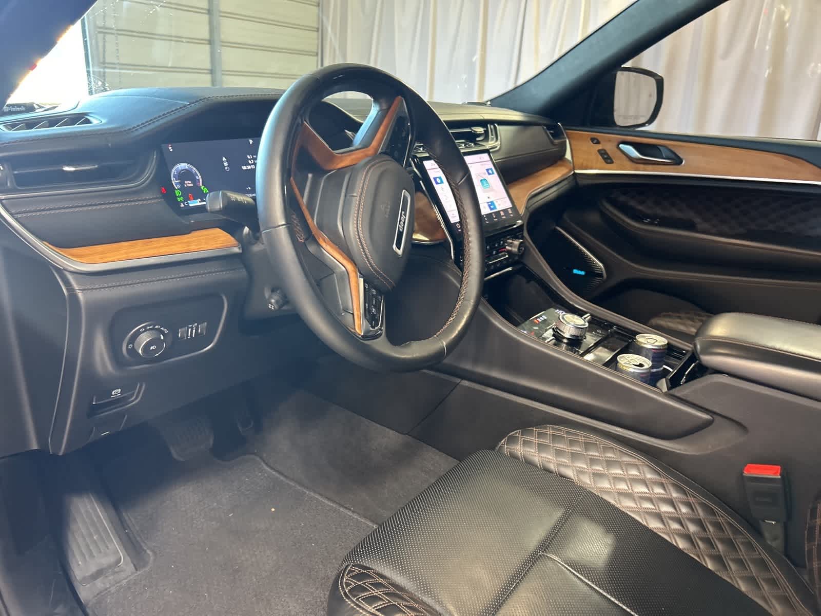 Thumbnail: 2021 Jeep Grand Cherokee L - 26