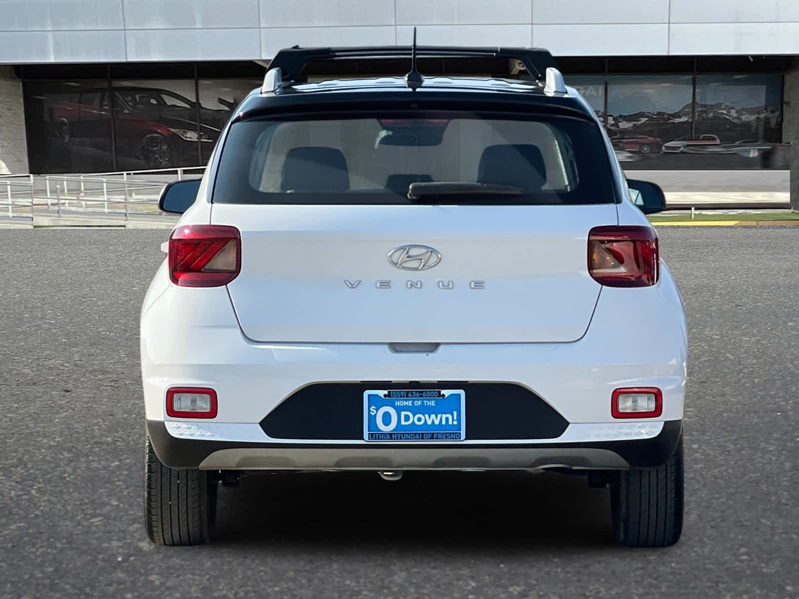 Thumbnail: 2023 Hyundai Venue - 7