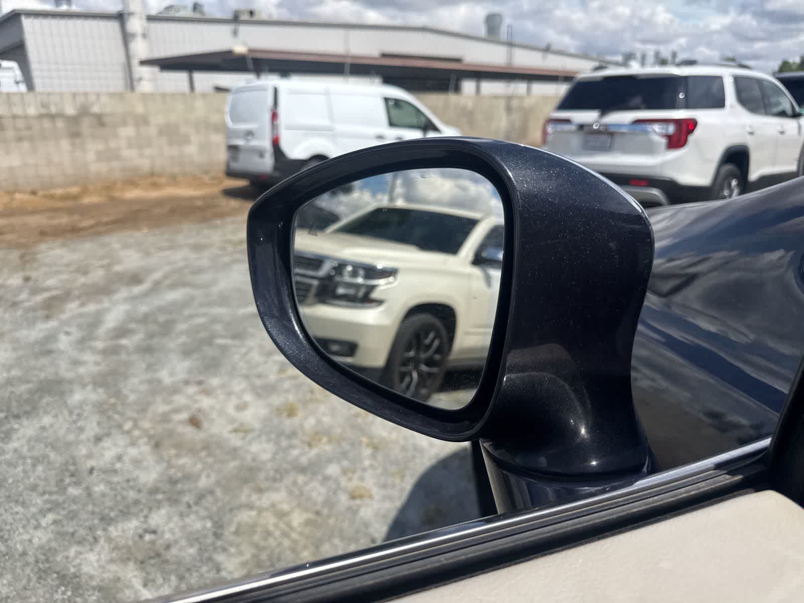 Thumbnail: 2020 Chrysler Pacifica - 20