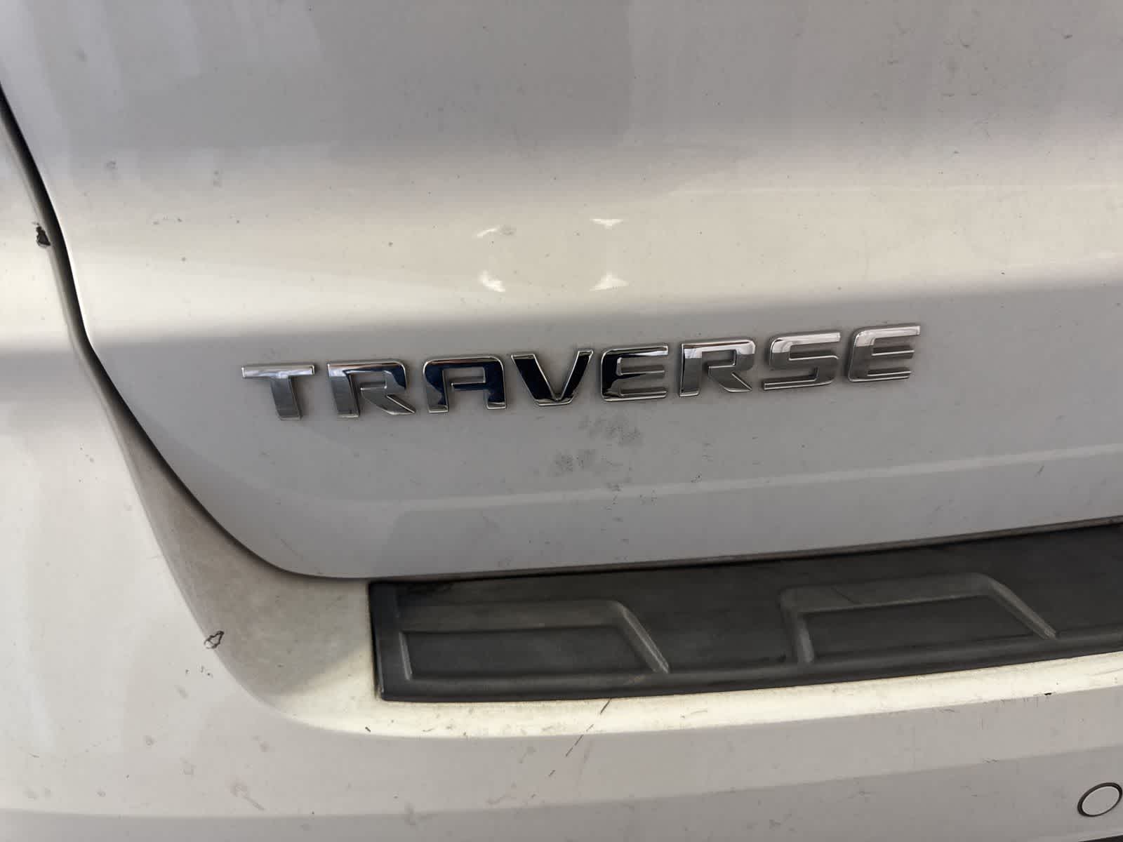 Thumbnail: 2017 Chevrolet Traverse - 11