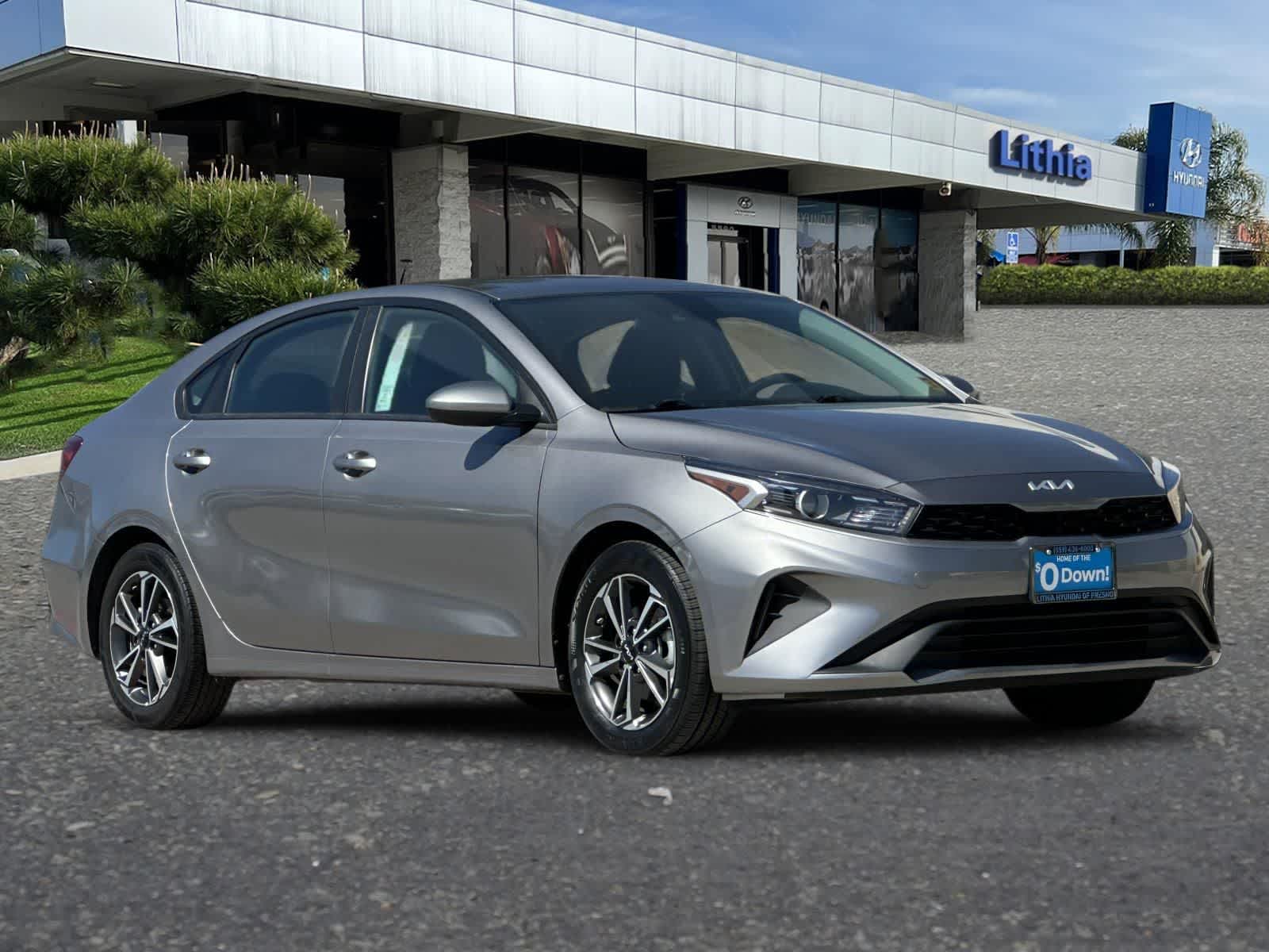 Thumbnail: 2023 Kia Forte - 10