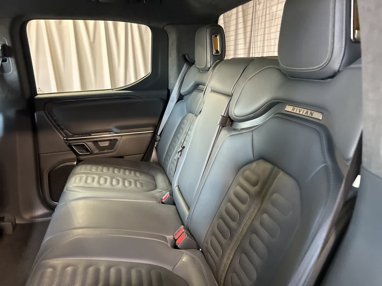 Thumbnail: 2022 Rivian R1T - 21