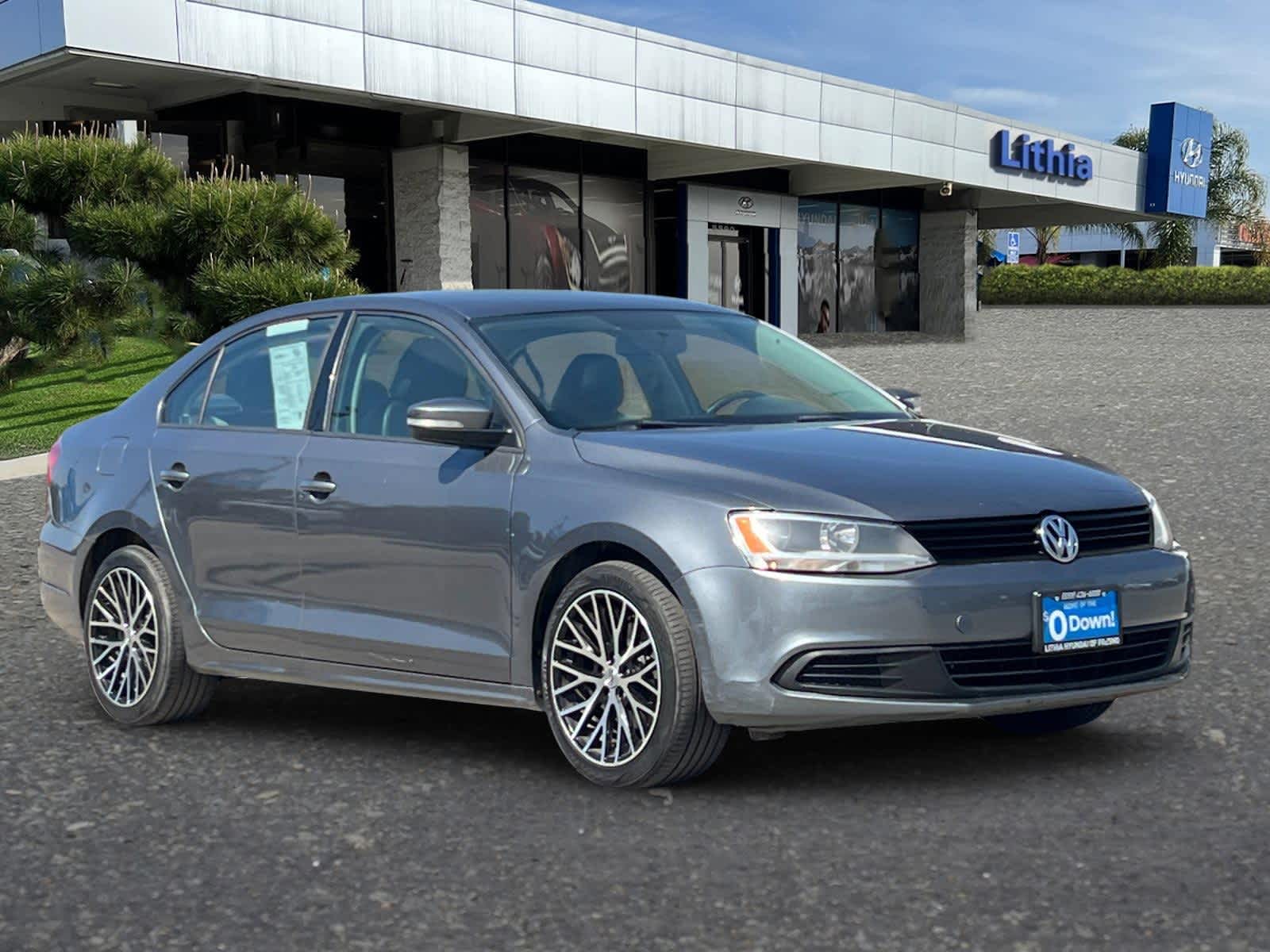 Thumbnail: 2014 Volkswagen Jetta - 9