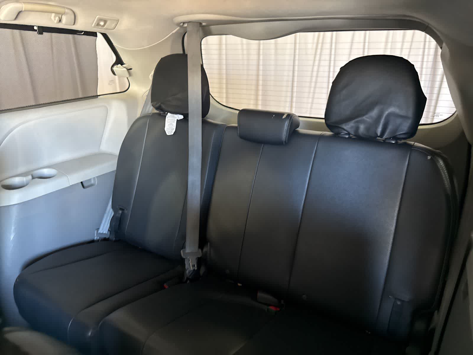 Thumbnail: 2014 Toyota Sienna - 17