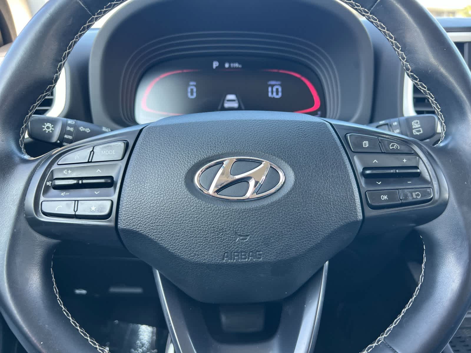 Thumbnail: 2023 Hyundai Venue - 24