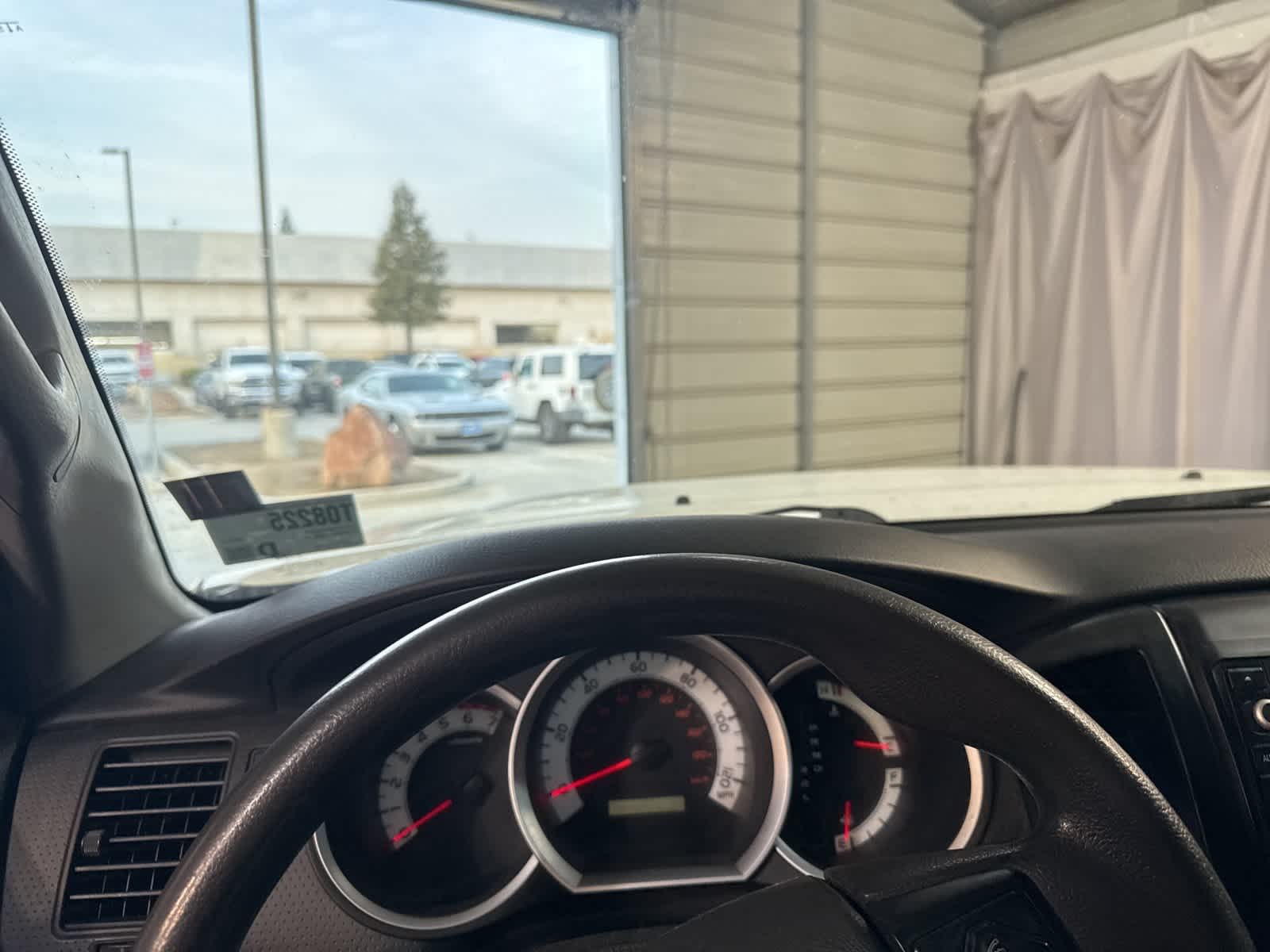 Thumbnail: 2015 Toyota Tacoma - 18