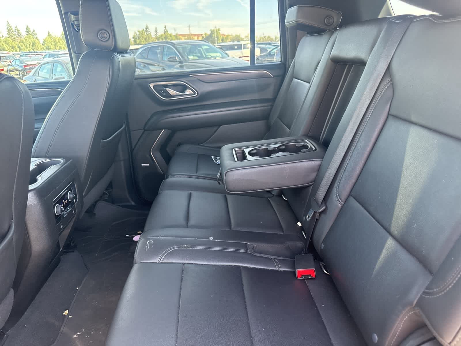 Thumbnail: 2022 Chevrolet Suburban - 16