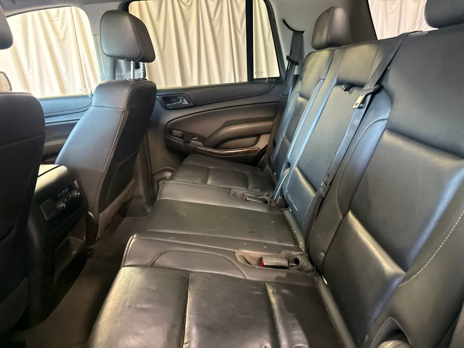 Thumbnail: 2019 Chevrolet Tahoe - 16