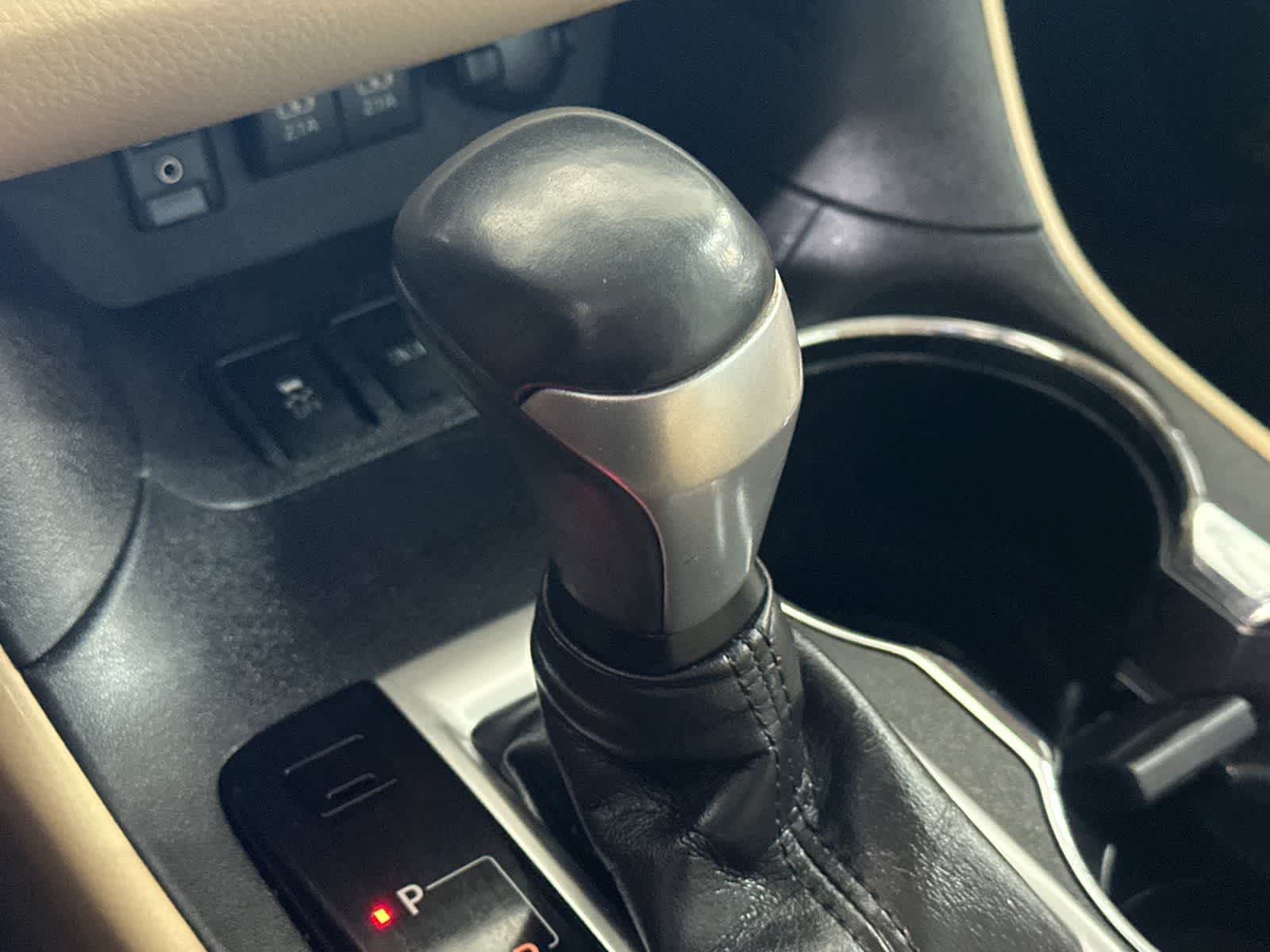 Thumbnail: 2018 Toyota Highlander - 22