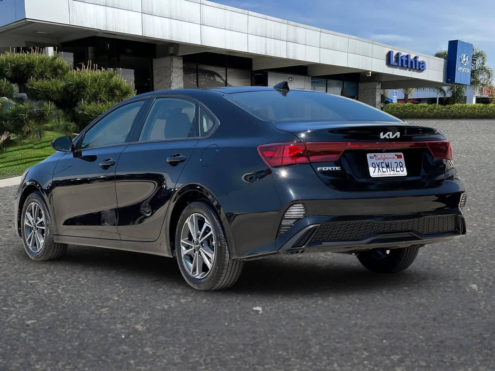 Thumbnail: 2024 Kia Forte - 6