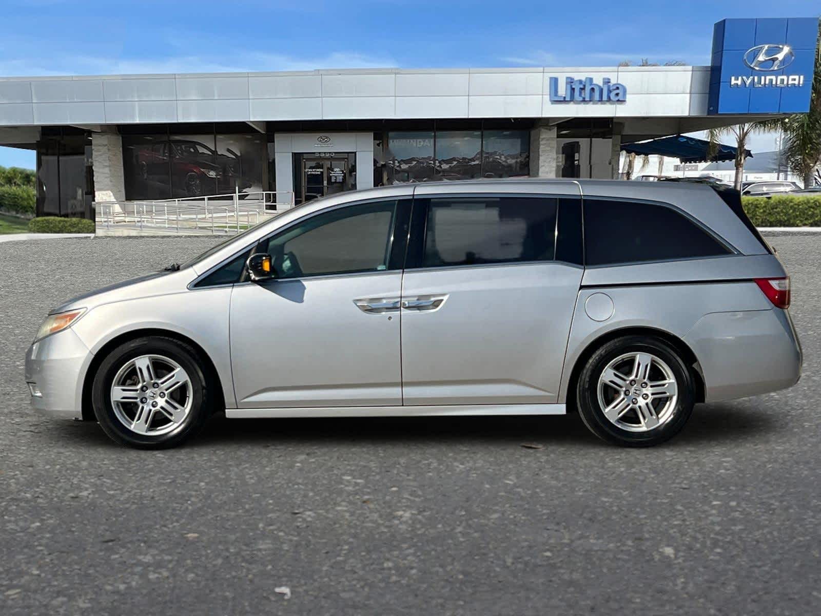 Thumbnail: 2012 Honda Odyssey - 6