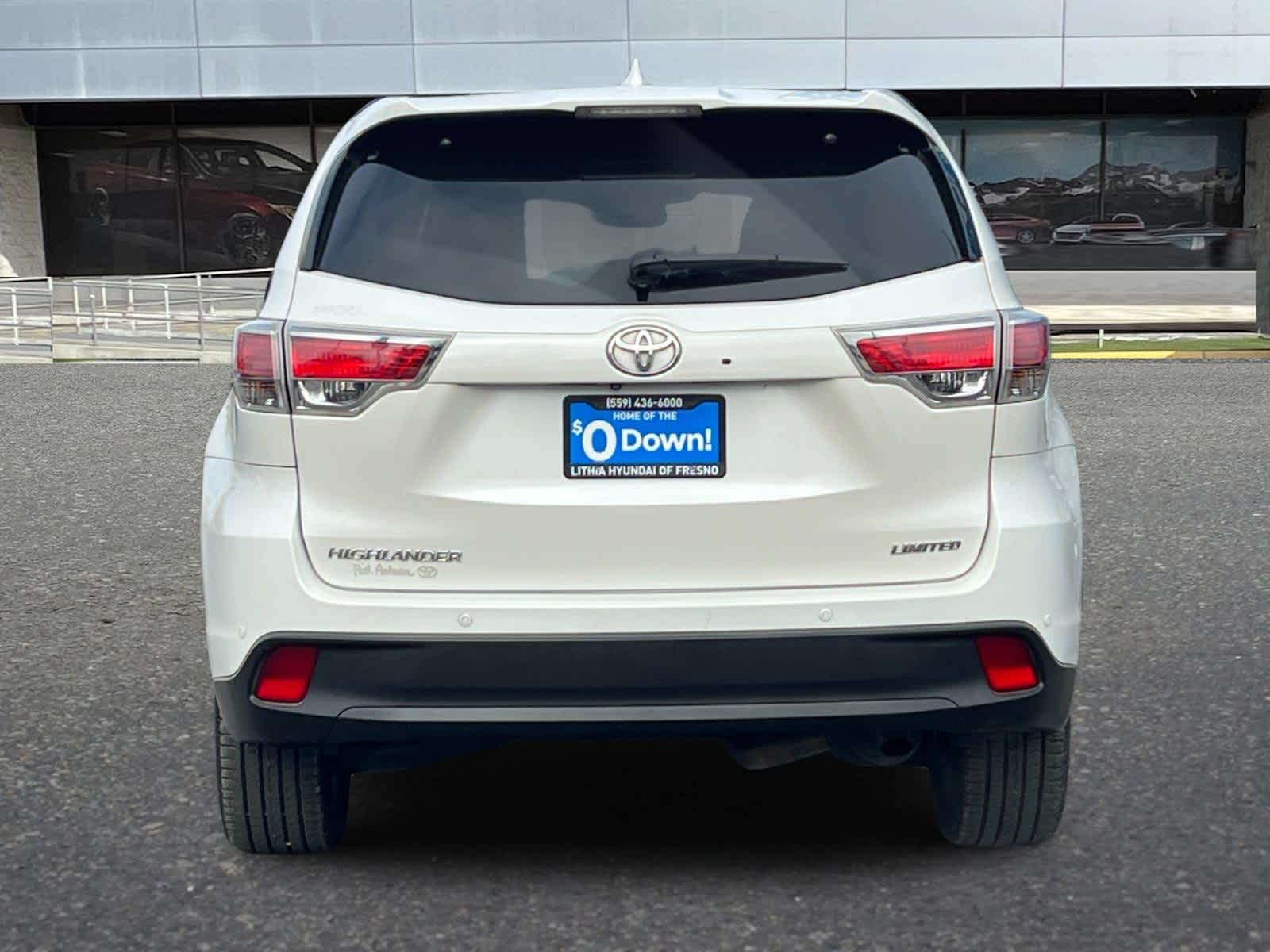 Thumbnail: 2016 Toyota Highlander - 7