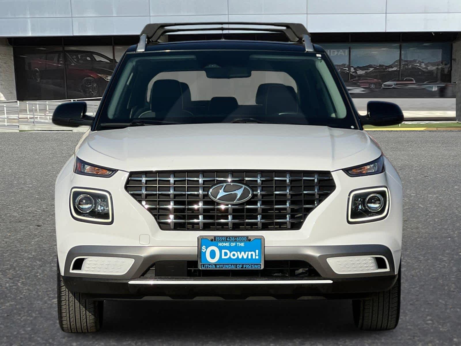 Thumbnail: 2023 Hyundai Venue - 10