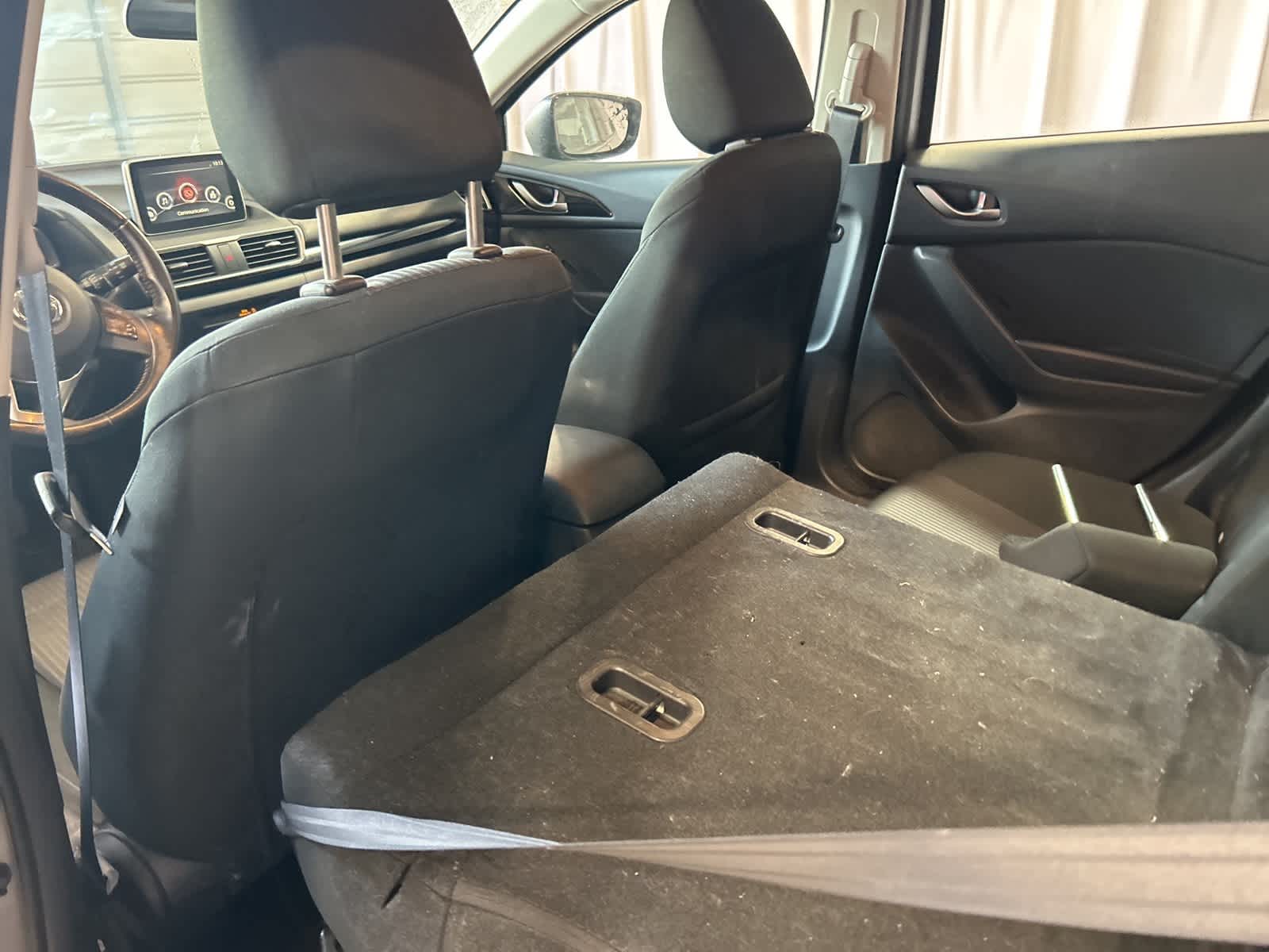 Thumbnail: 2015 Mazda Mazda3 - 19