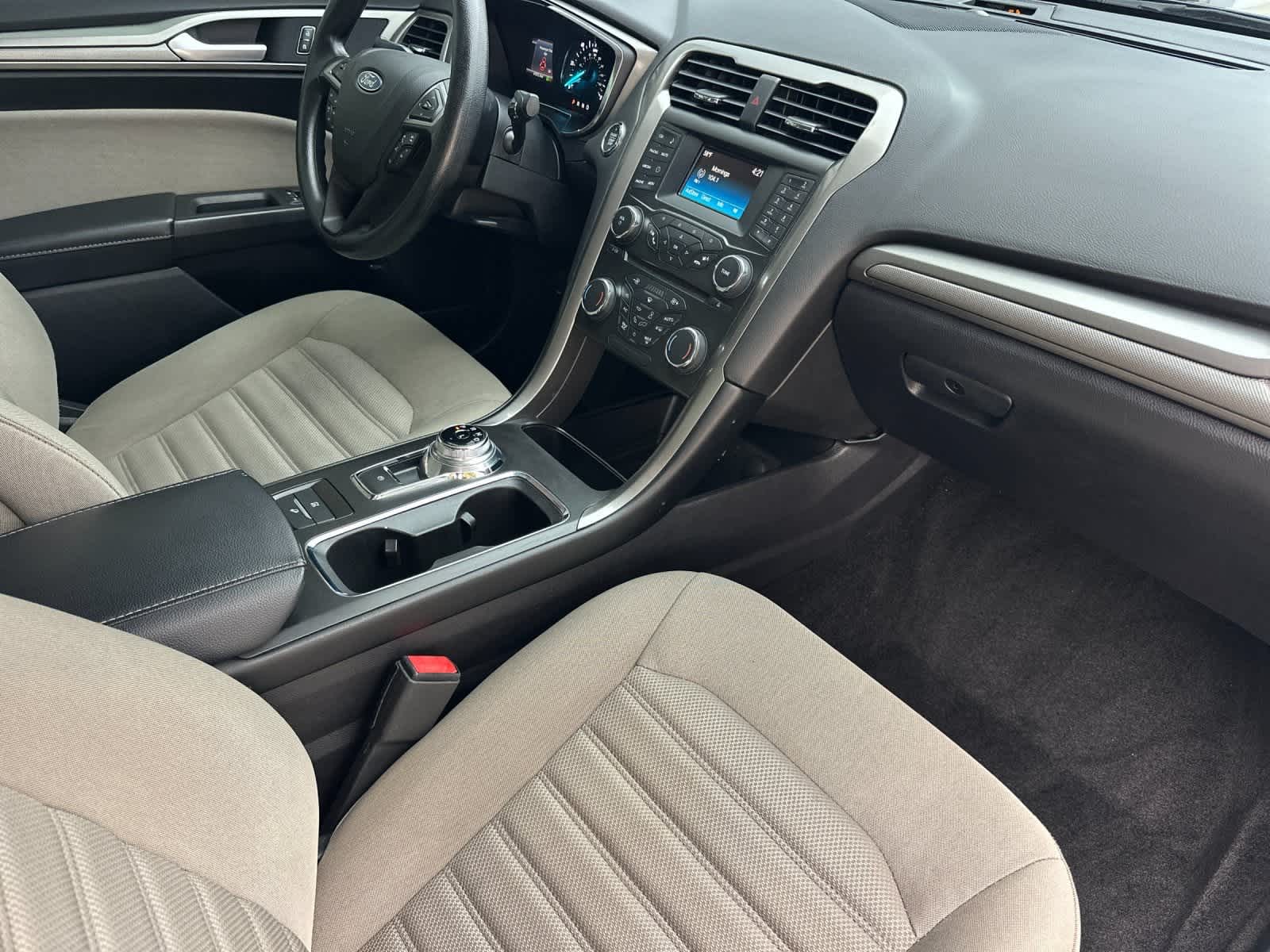 Thumbnail: 2018 Ford Fusion - 16