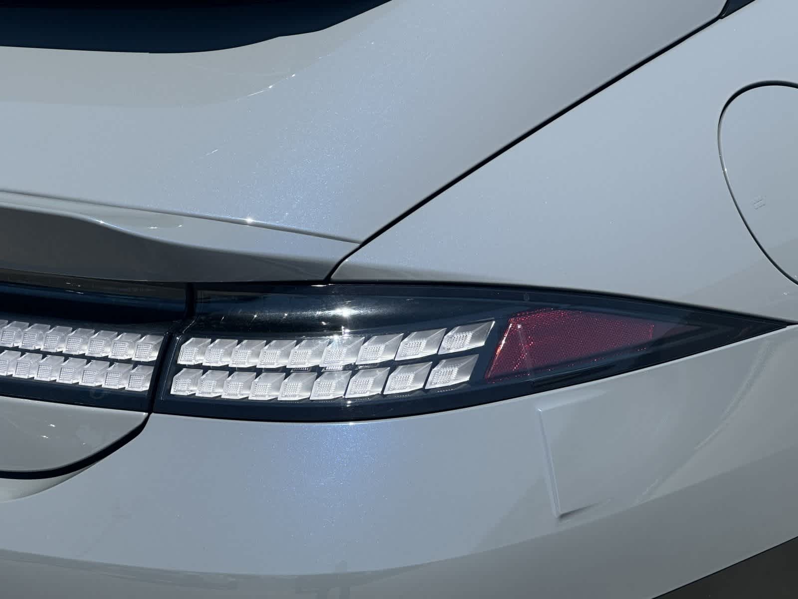 Thumbnail: 2024 Hyundai Ioniq 6 - 26