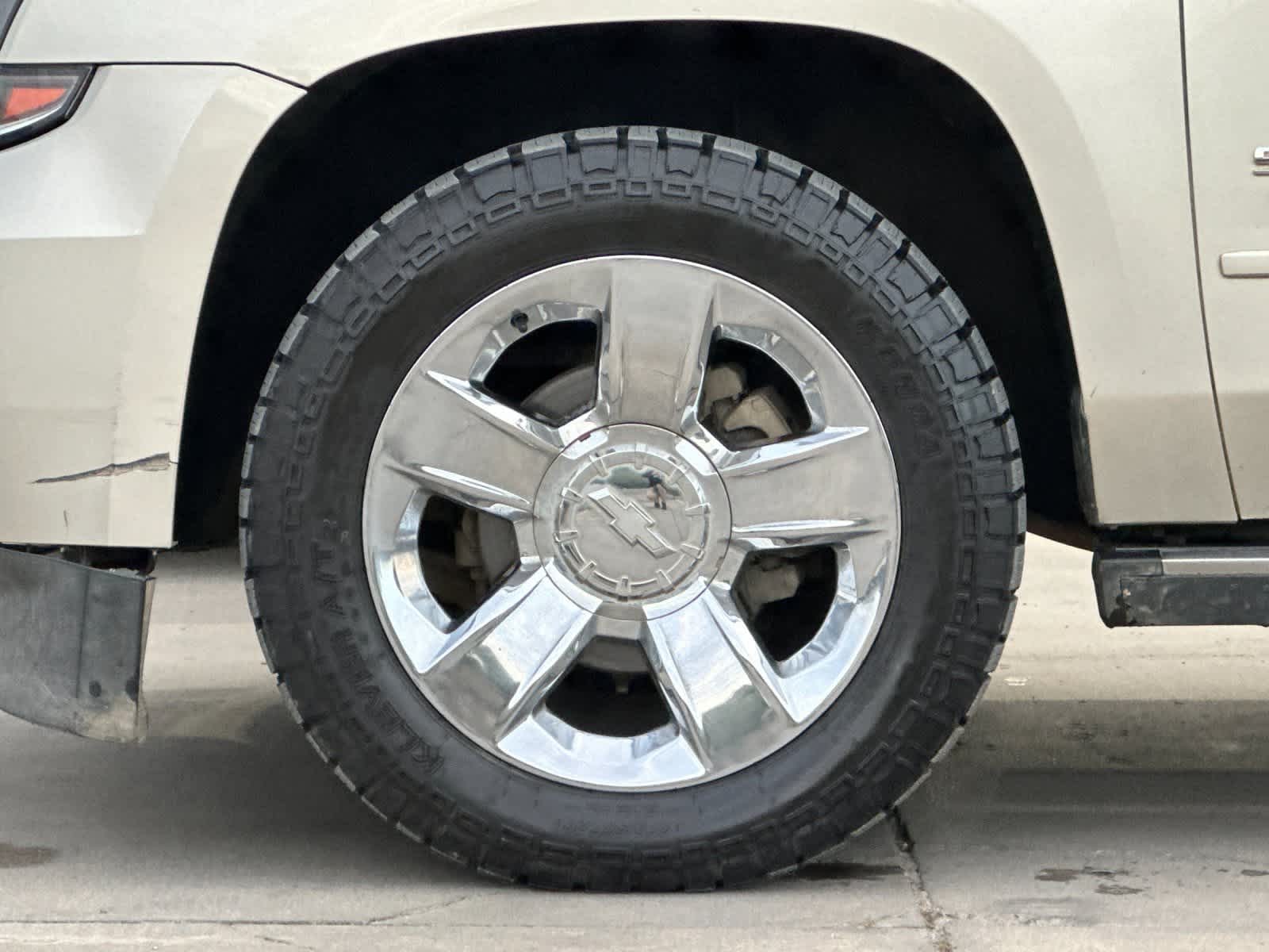 Thumbnail: 2016 Chevrolet Suburban - 29