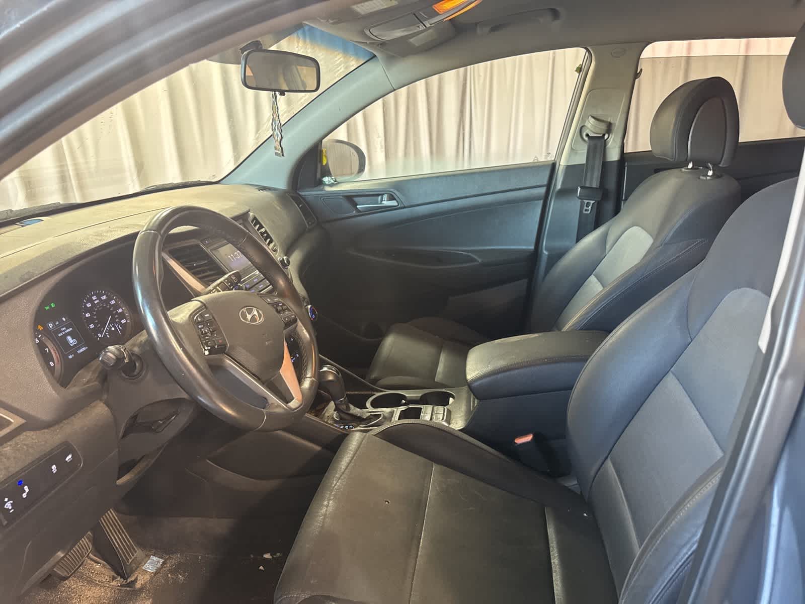 Thumbnail: 2016 Hyundai Tucson - 18