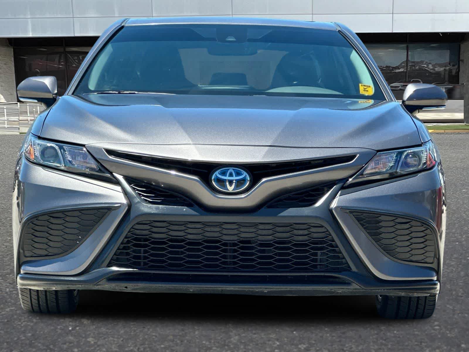 Thumbnail: 2021 Toyota Camry - 11