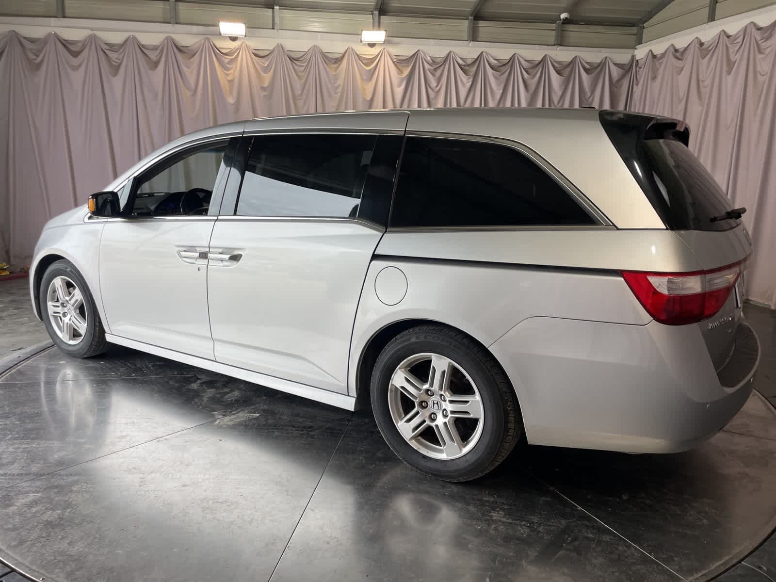 Thumbnail: 2012 Honda Odyssey - 7