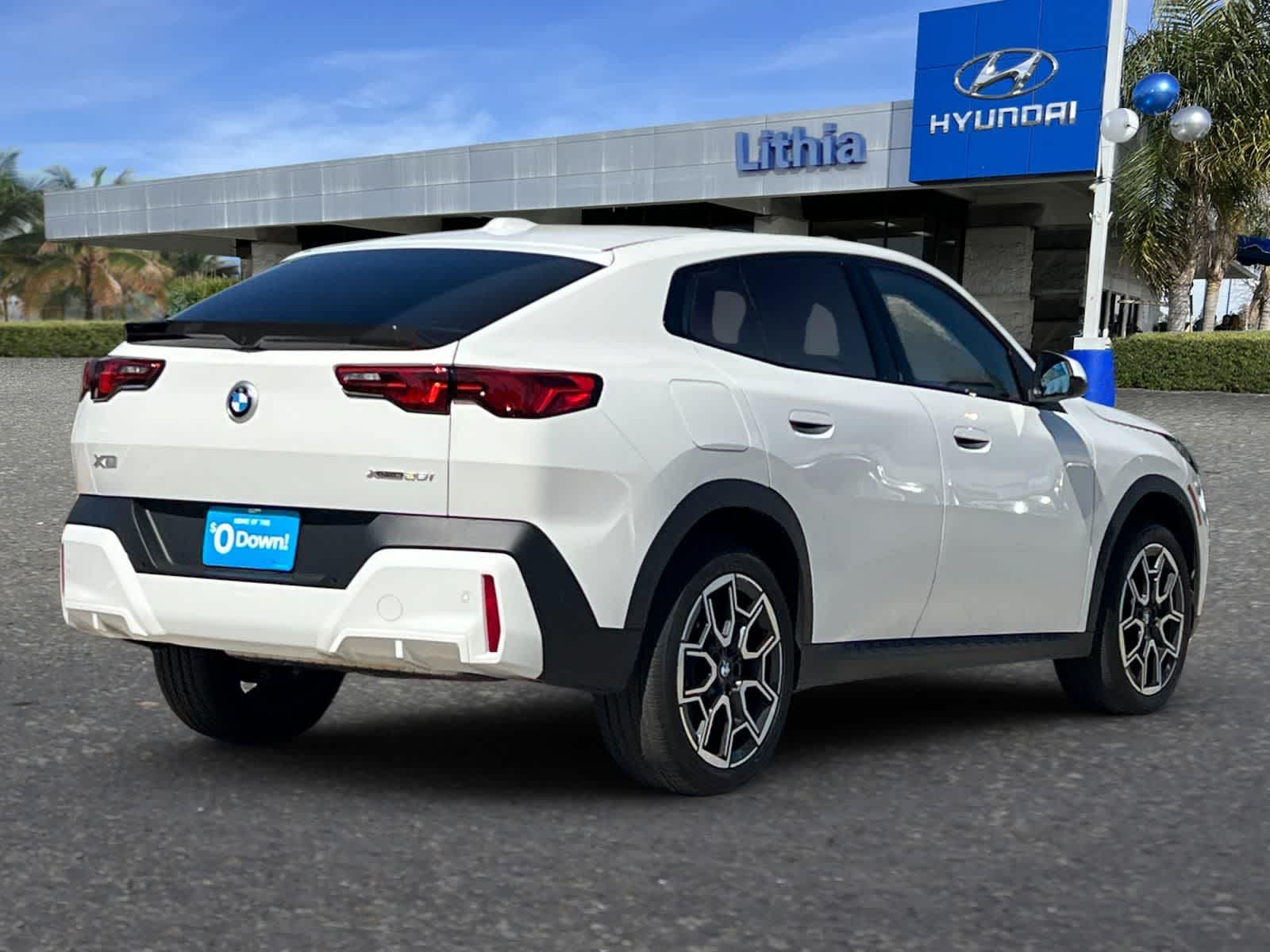 2026 BMW X2 xDrive28i photo 2