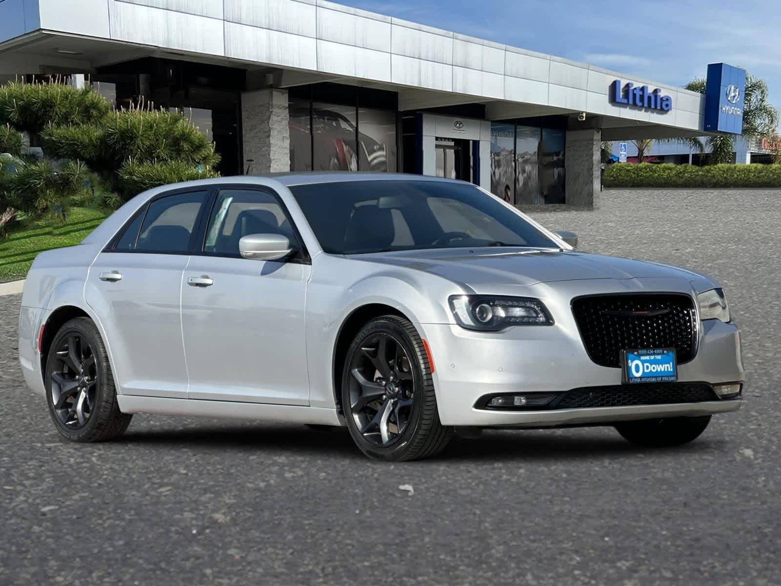 Thumbnail: 2021 Chrysler 300 - 10