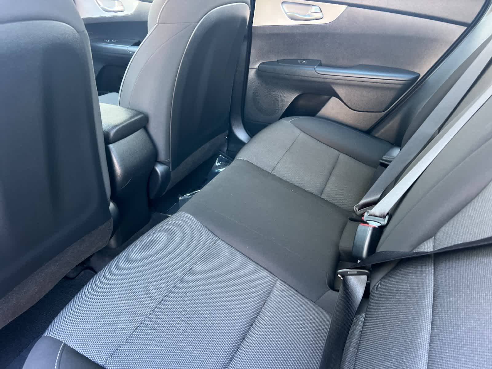 Thumbnail: 2022 Kia Forte - 4