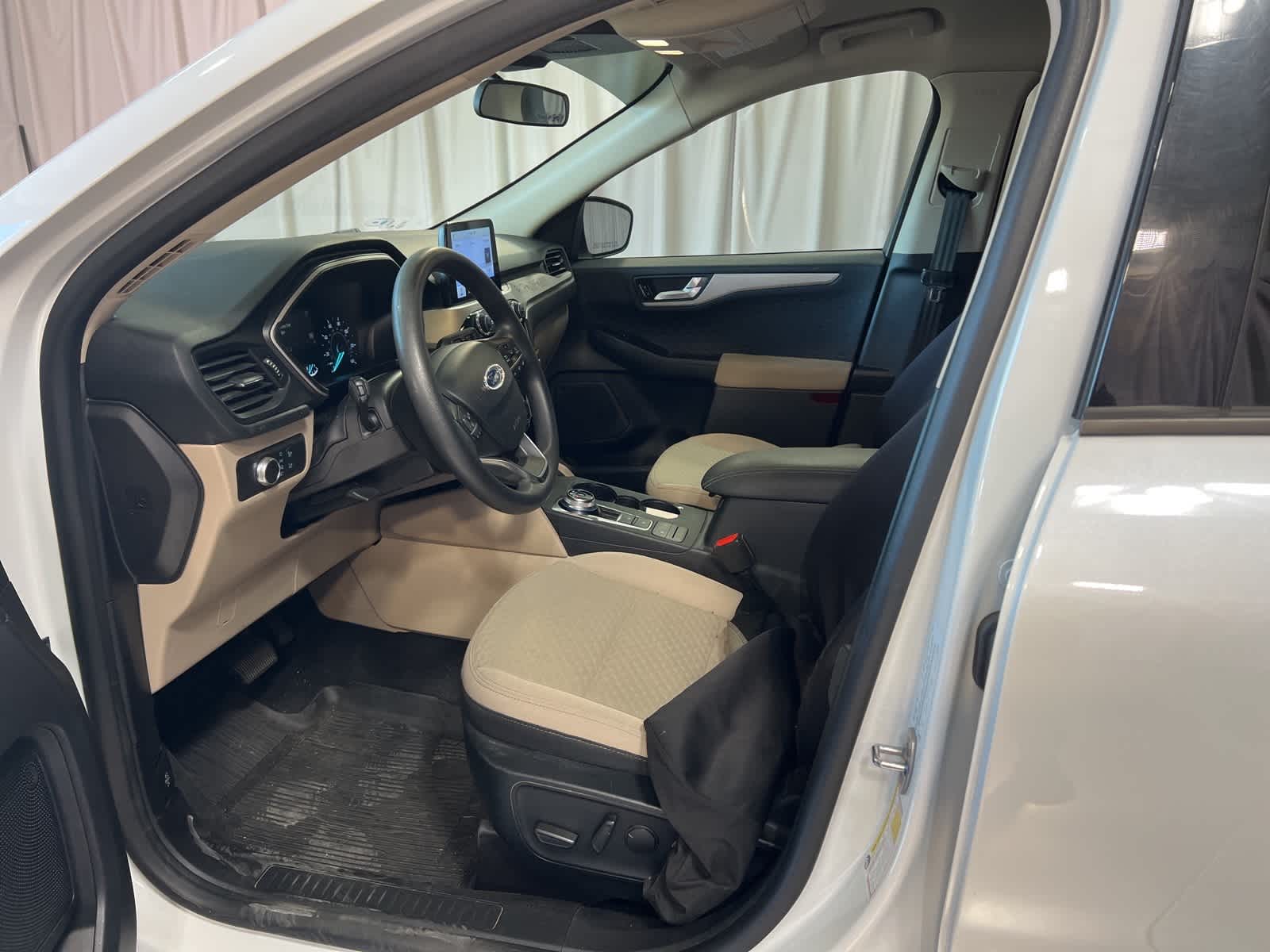 Thumbnail: 2020 Ford Escape - 19