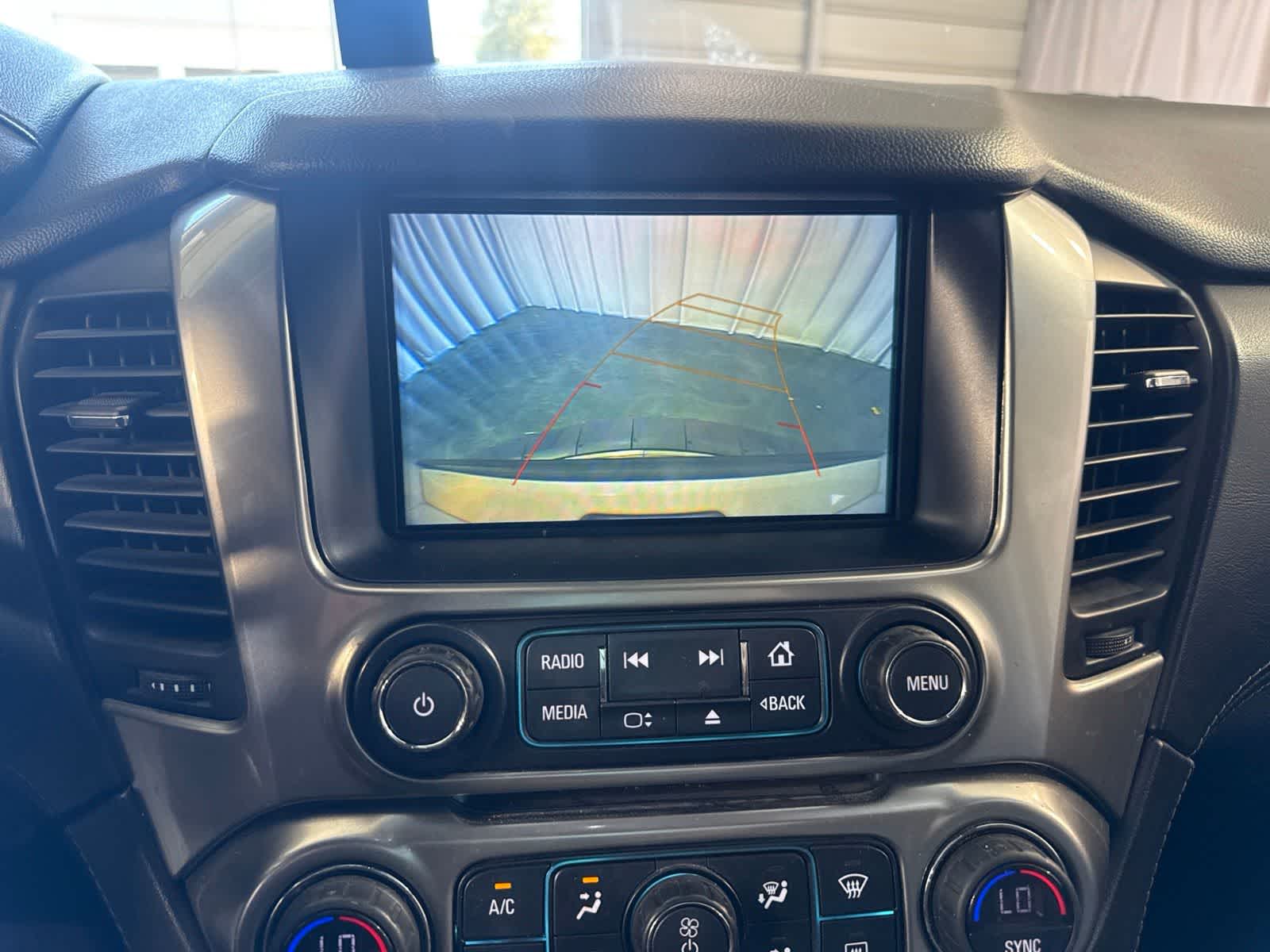 Thumbnail: 2019 Chevrolet Tahoe - 29