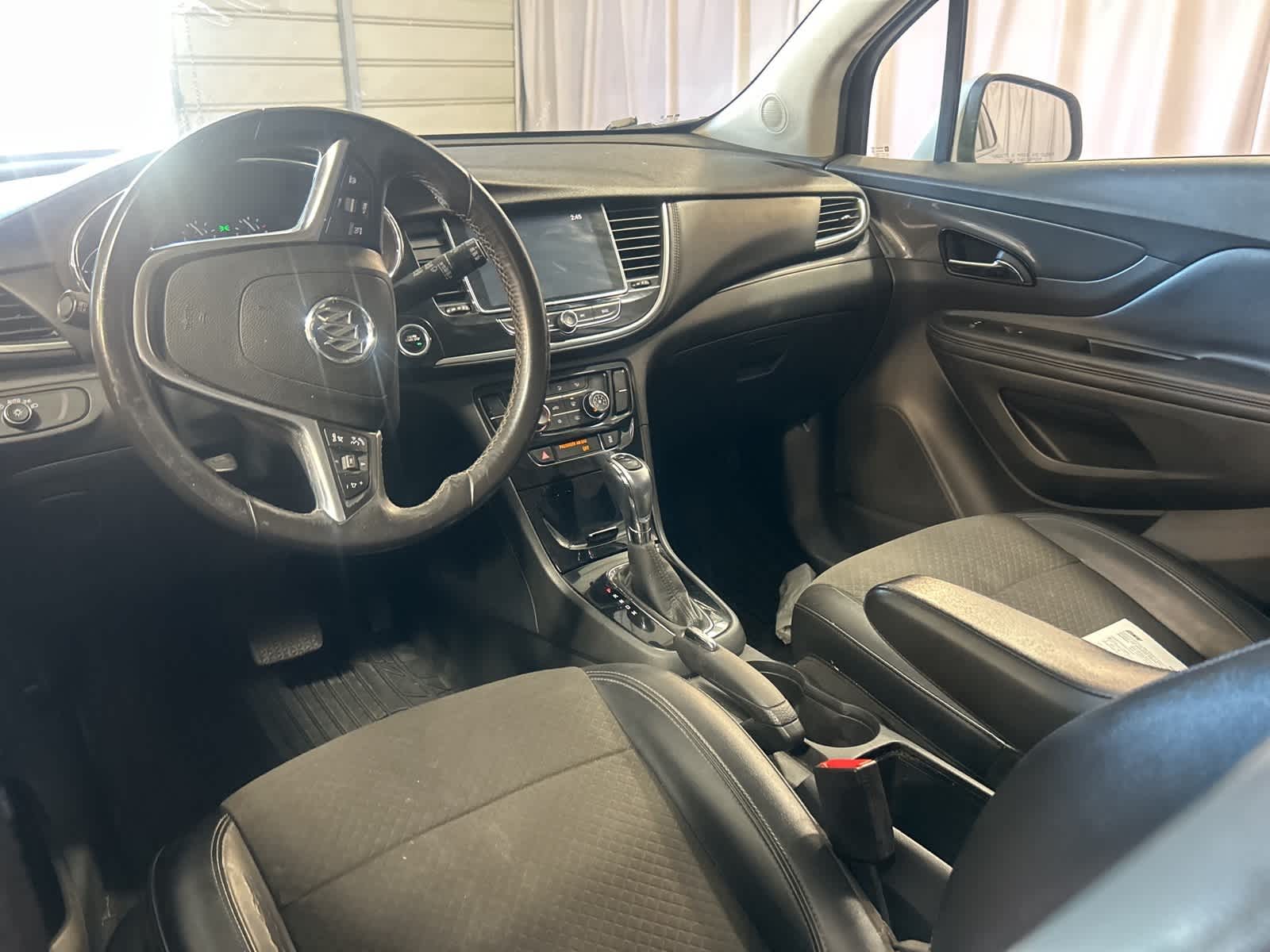 Thumbnail: 2018 Buick Encore - 22