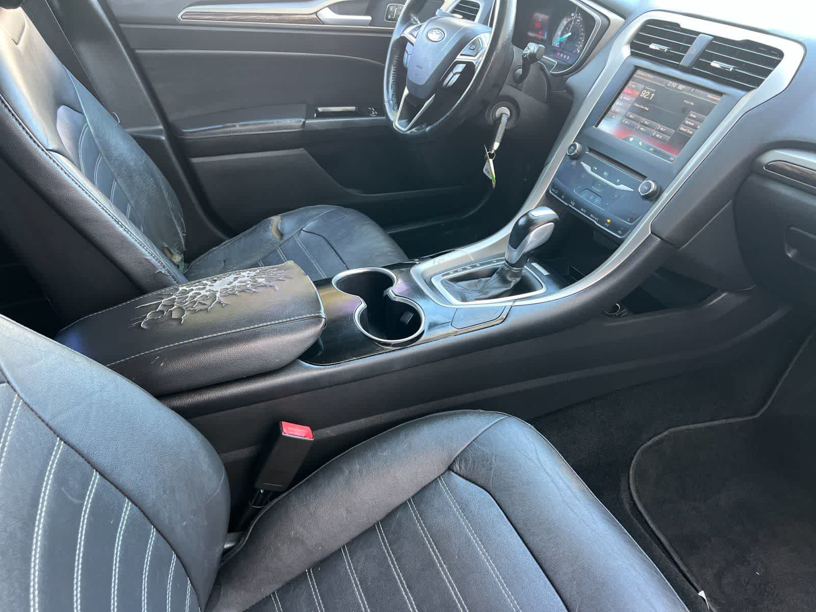 Thumbnail: 2014 Ford Fusion - 16