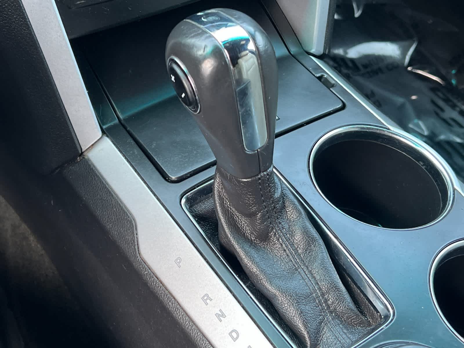 Thumbnail: 2014 Ford Explorer - 23