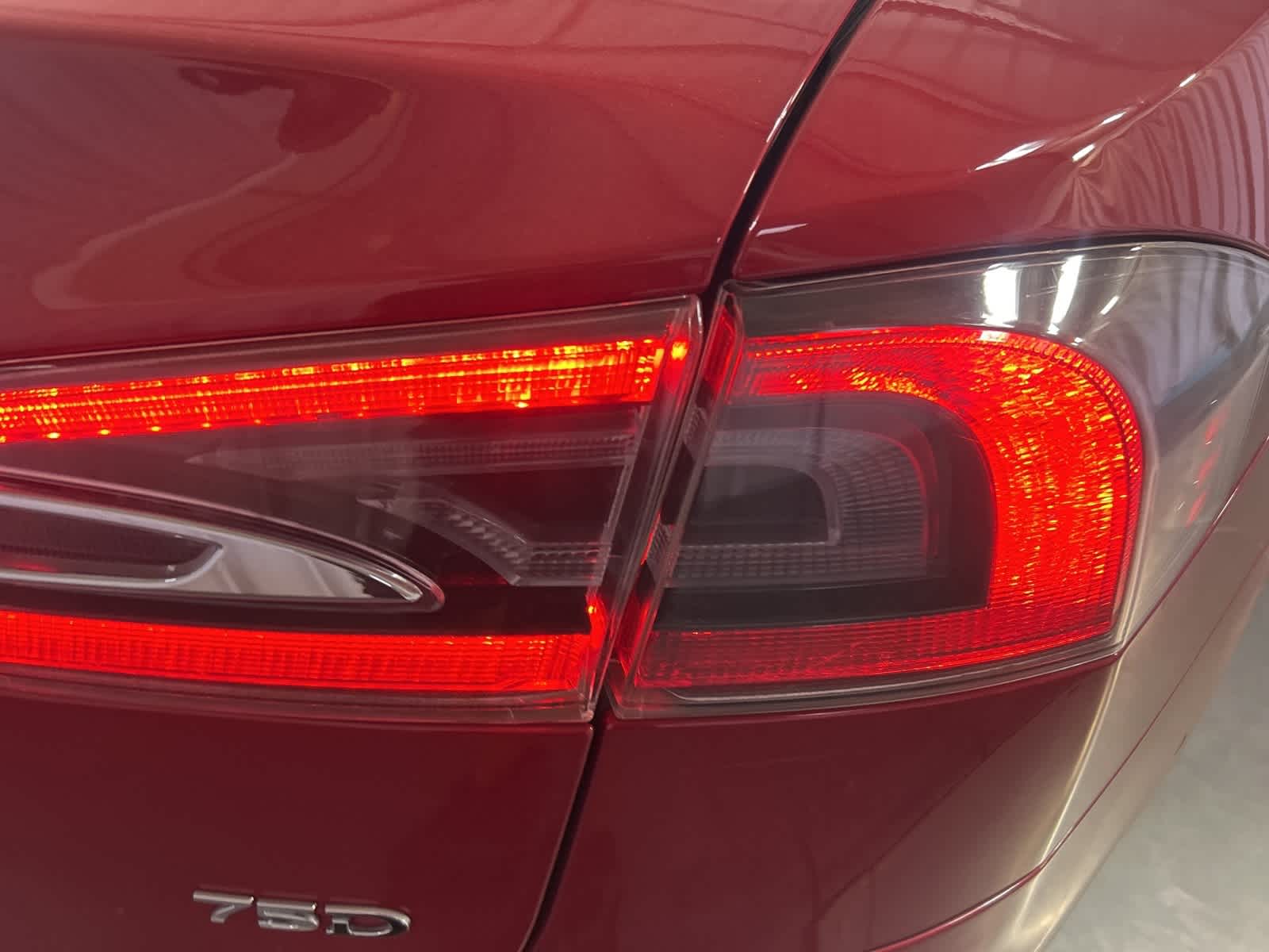 Thumbnail: 2018 Tesla Model S - 9