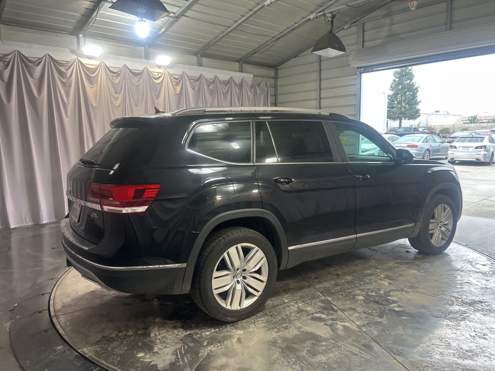 Thumbnail: 2019 Volkswagen Atlas - 8