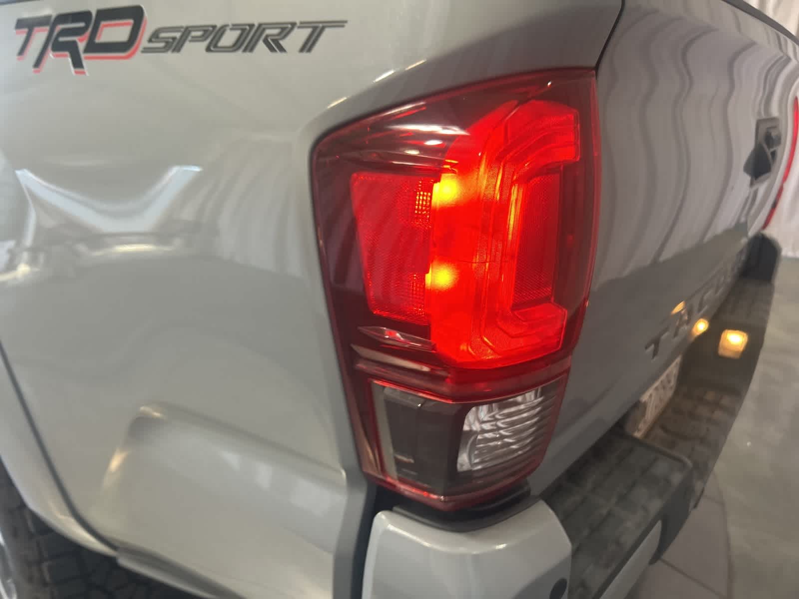 Thumbnail: 2019 Toyota Tacoma - 15
