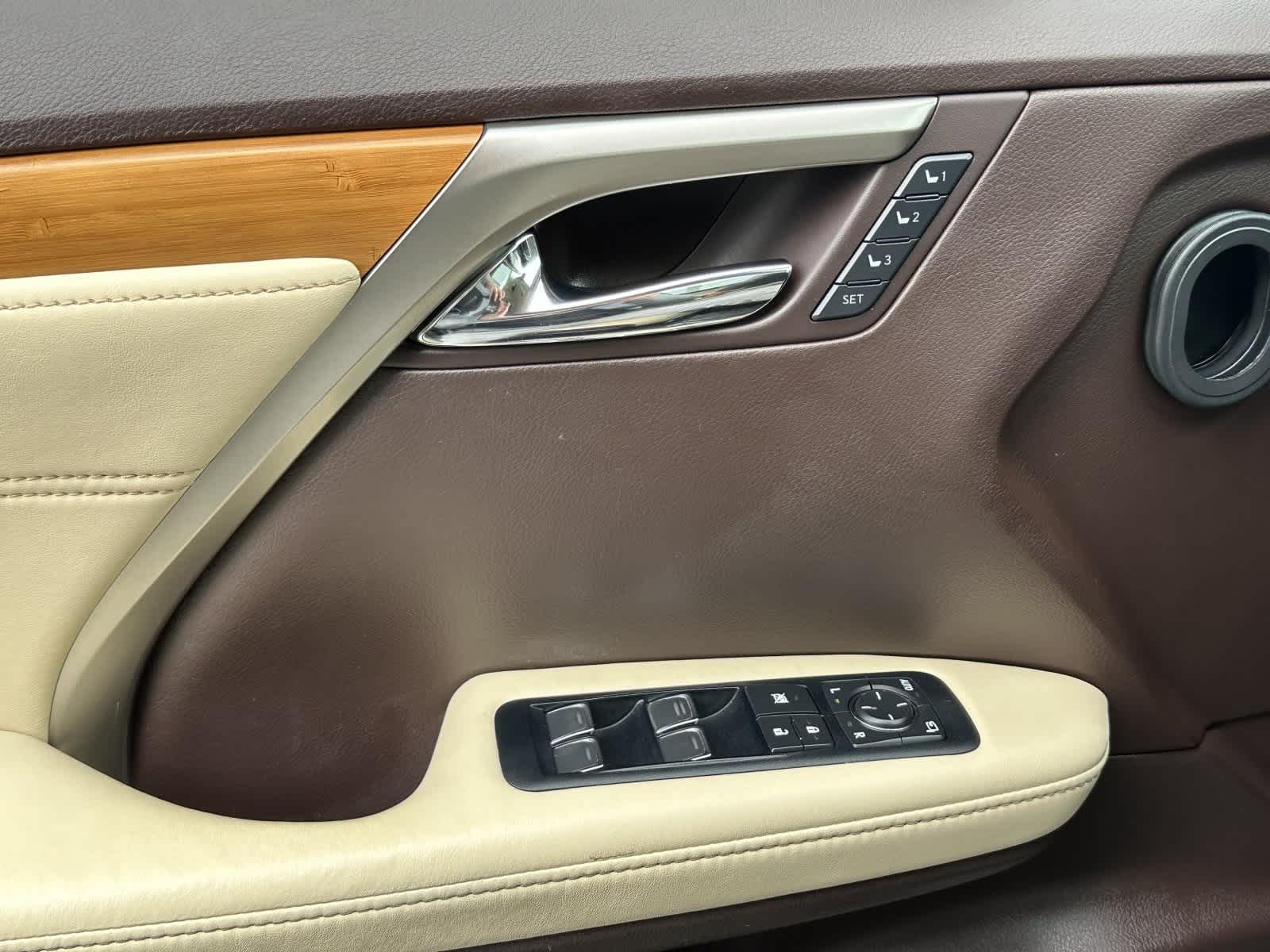 Thumbnail: 2017 Lexus RX - 13