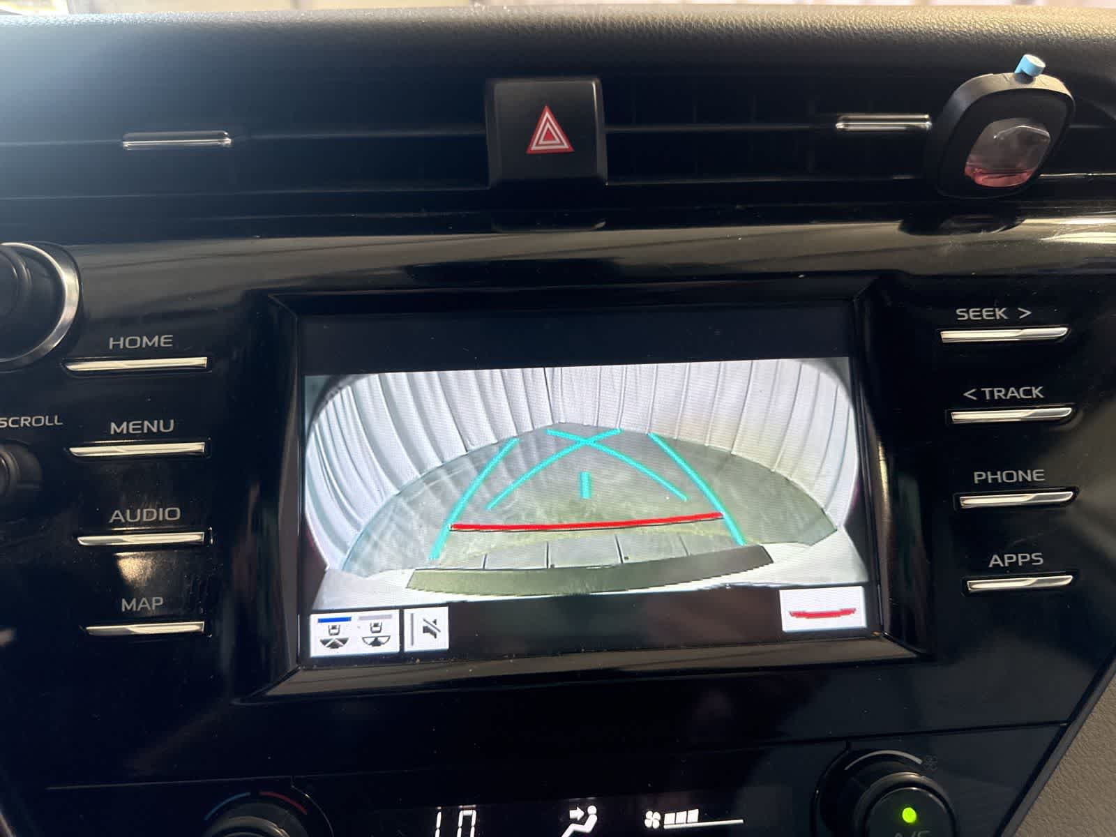 Thumbnail: 2019 Toyota Camry - 26