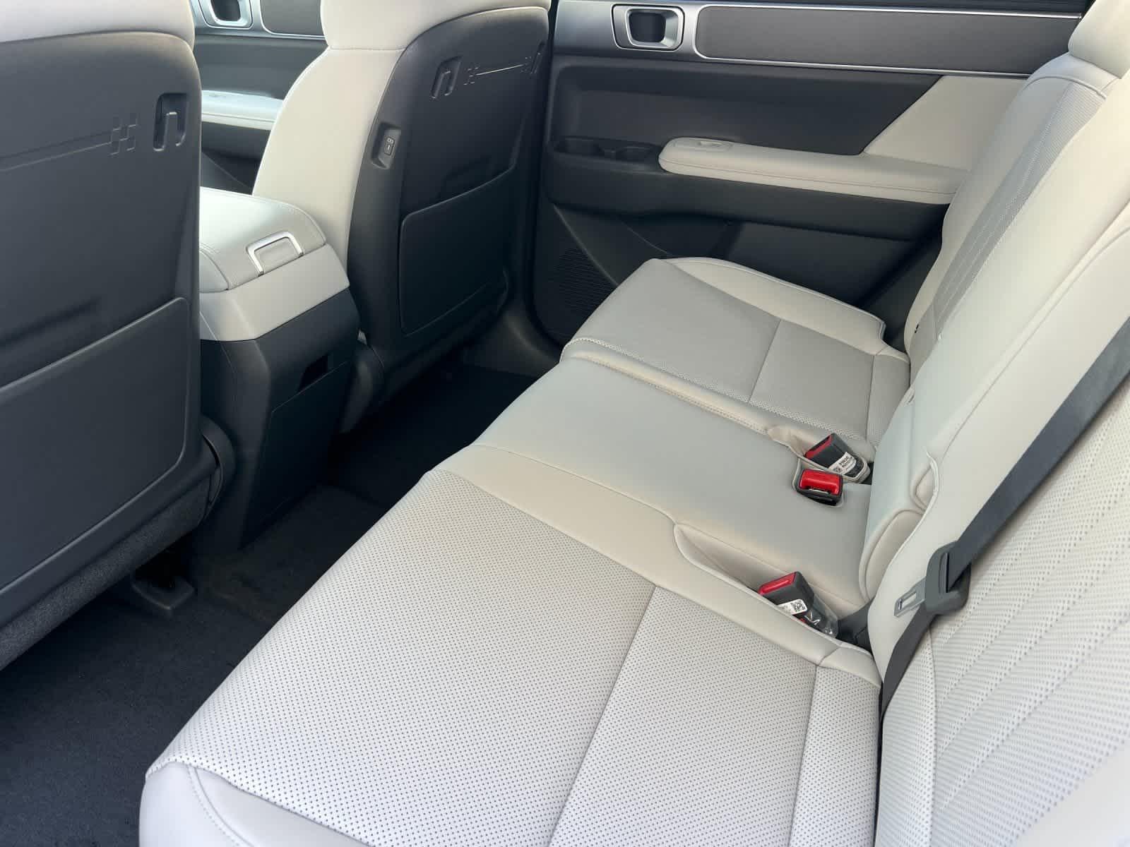 Thumbnail: 2026 Hyundai Santa Fe - 4