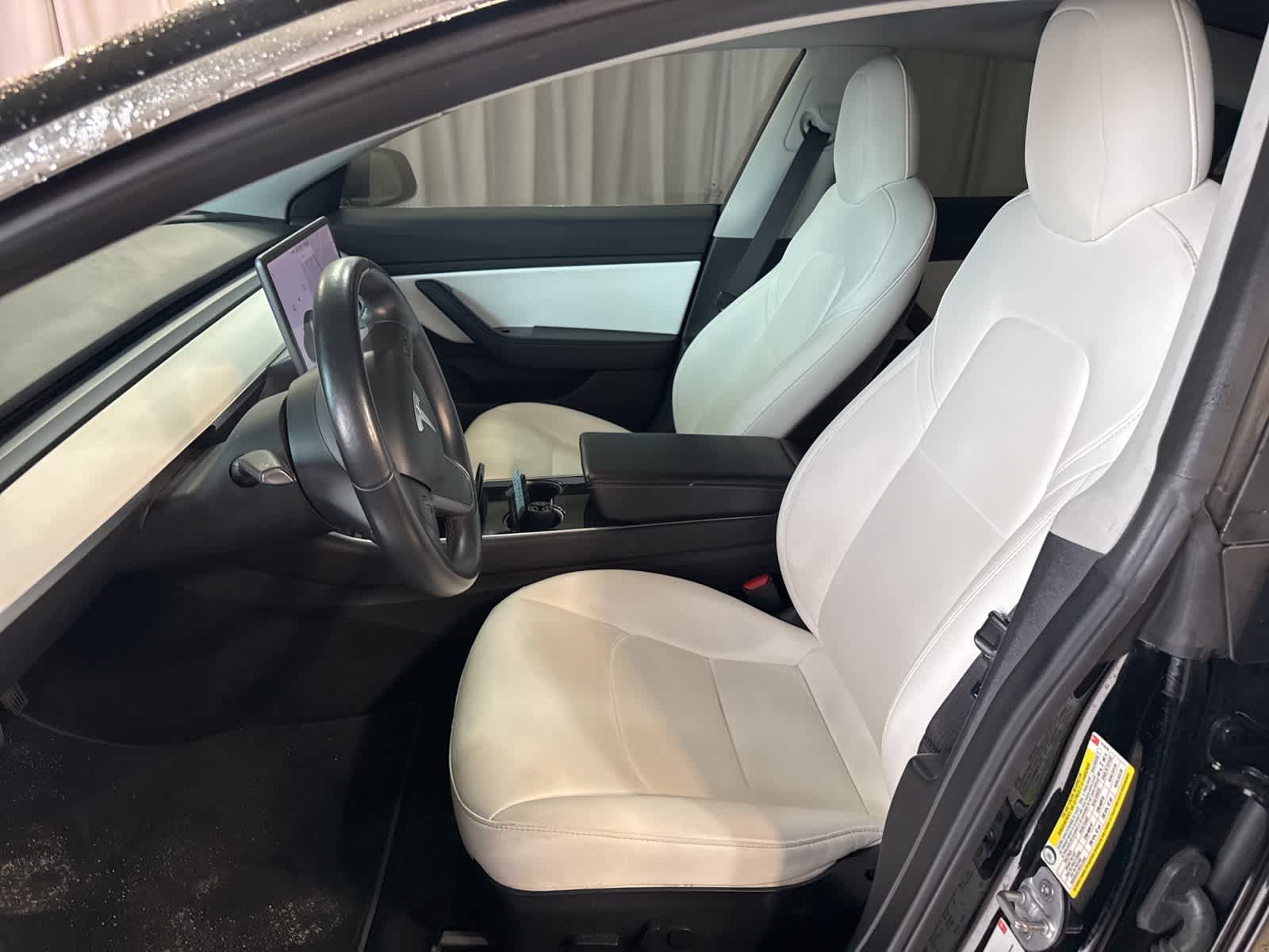 Thumbnail: 2018 Tesla Model 3 - 17